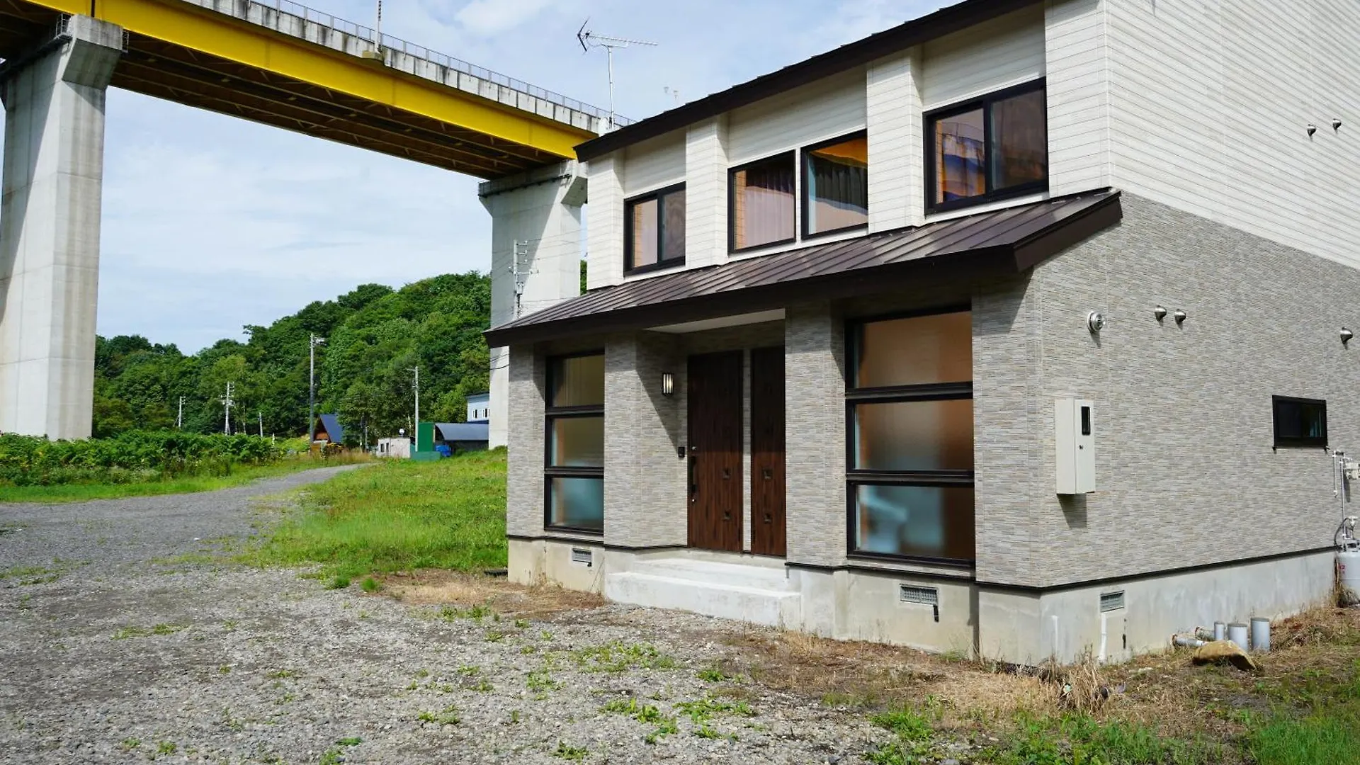 Niseko Hotel Kiraku Rin יפן